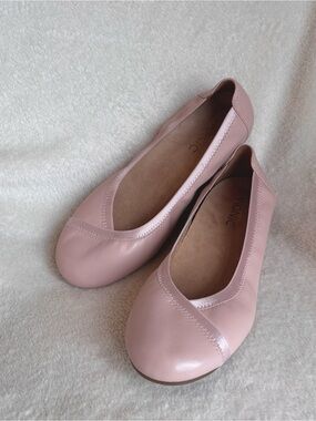 Vionic Ballet Pink Flats